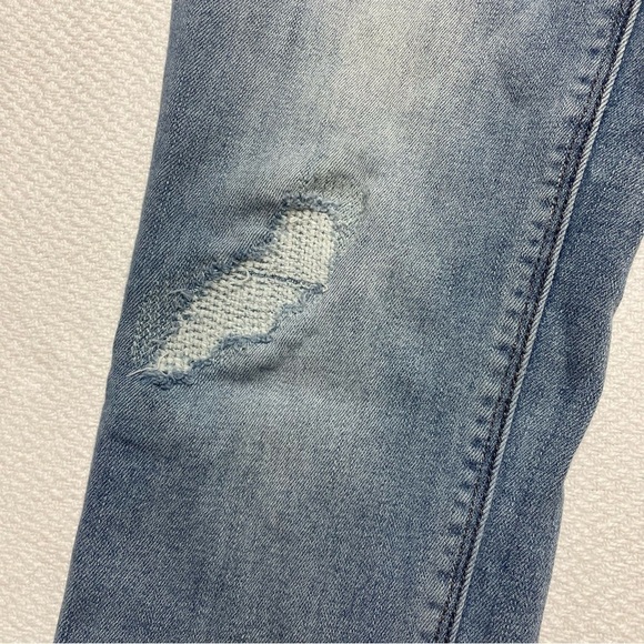 White House Black Market Jeans Crop Distressed Women's Size 0 - Picture 3 of 16